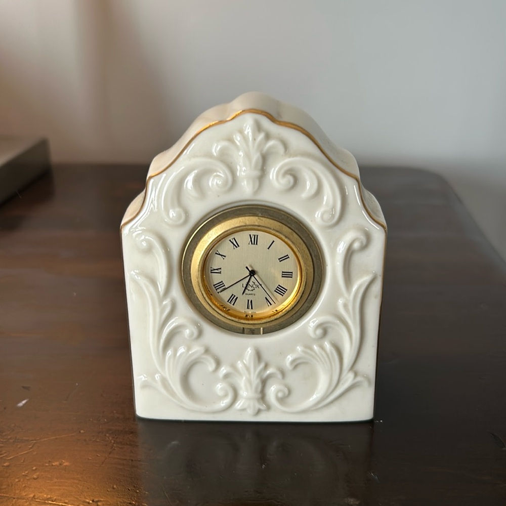 Lenox Clock - Picture 1 of 4